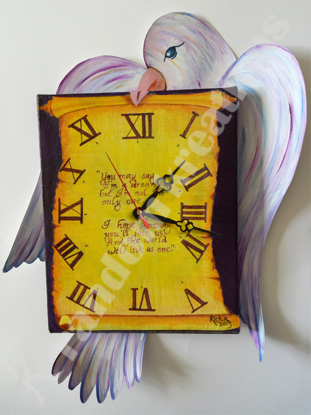 Shalom wall clock